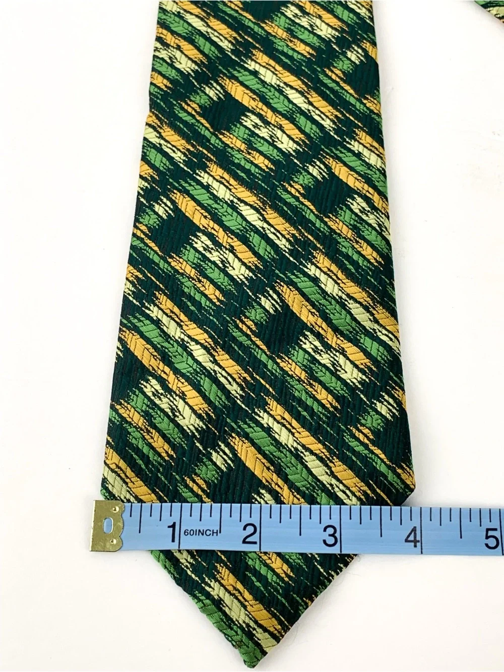 Vintage Matterhorn psychedelic polyester tie wide cut 60s or 70s necktie